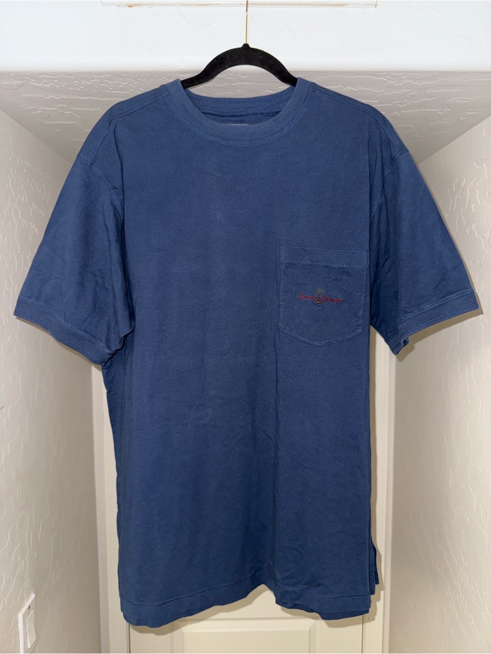 Men's Navy Short-Sleeve Pocket T-Shirt - Size L